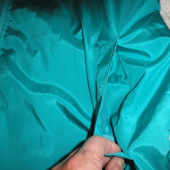 Lightweight Rain Coat / Slicker Jacket Womens Sz L NEW - Picture 3 of 5